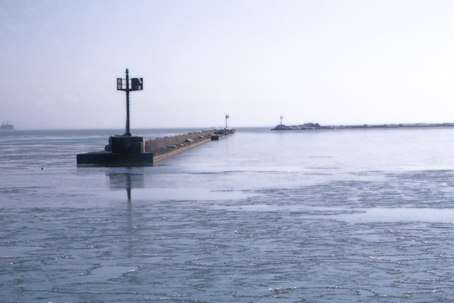 Breakwater, Lake Michigan, Chicago, Illinois (2010)